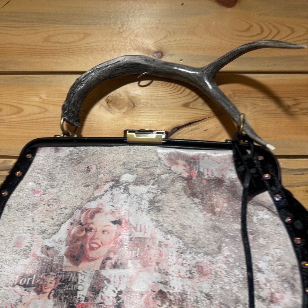 Full Grain Leather Western Artisan Bag Antler Handle Marilyn Monroe Pet Carrier - Picture 3 of 9